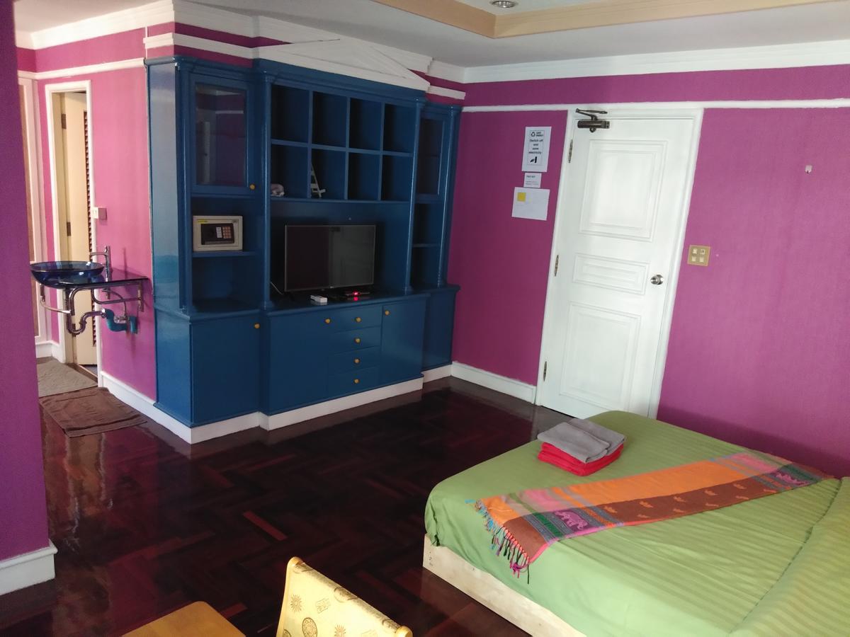 B&B 22 House Bangkok Bagian luar foto